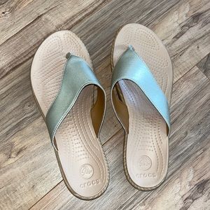 Womens crocs flip flops platform